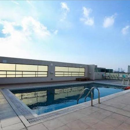 Infinity Tower Suites Wll Манама Экстерьер фото