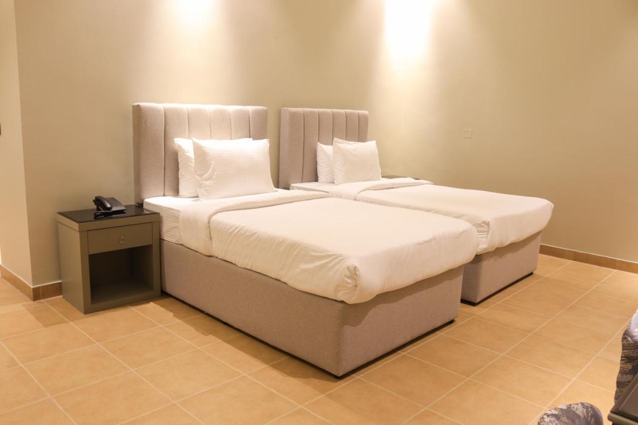 Infinity Tower Suites Wll Манама Экстерьер фото