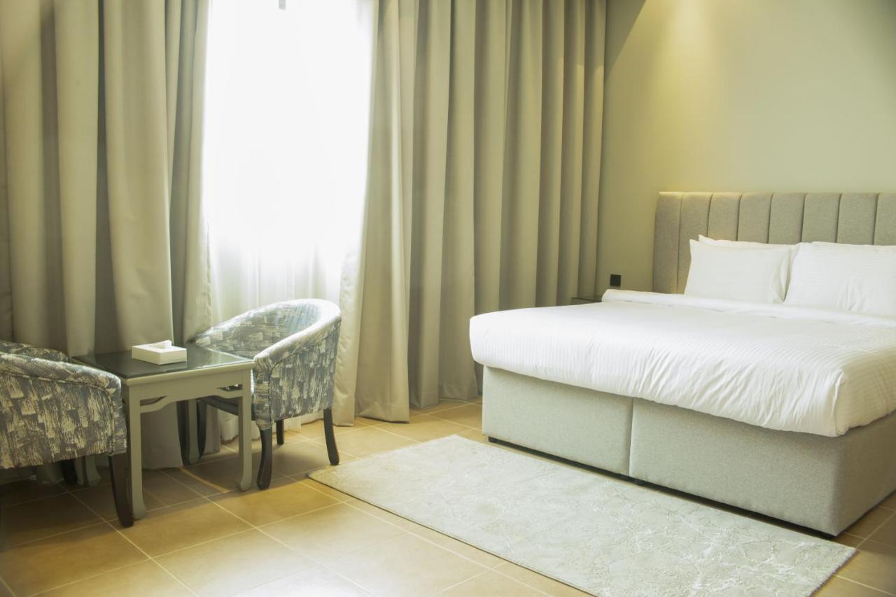 Infinity Tower Suites Wll Манама Экстерьер фото