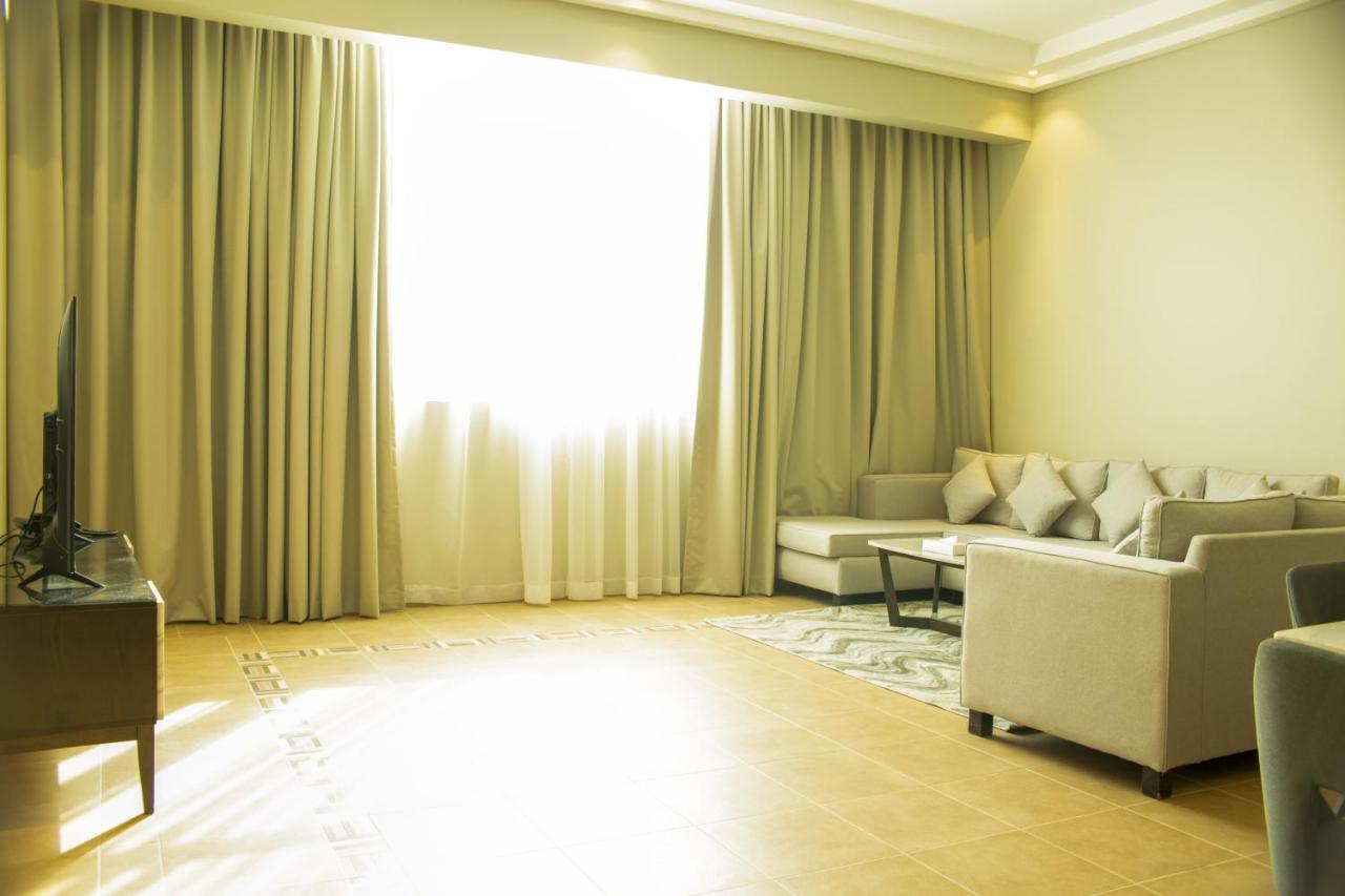 Infinity Tower Suites Wll Манама Экстерьер фото