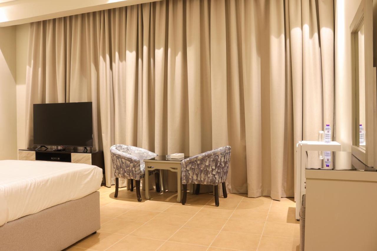 Infinity Tower Suites Wll Манама Экстерьер фото