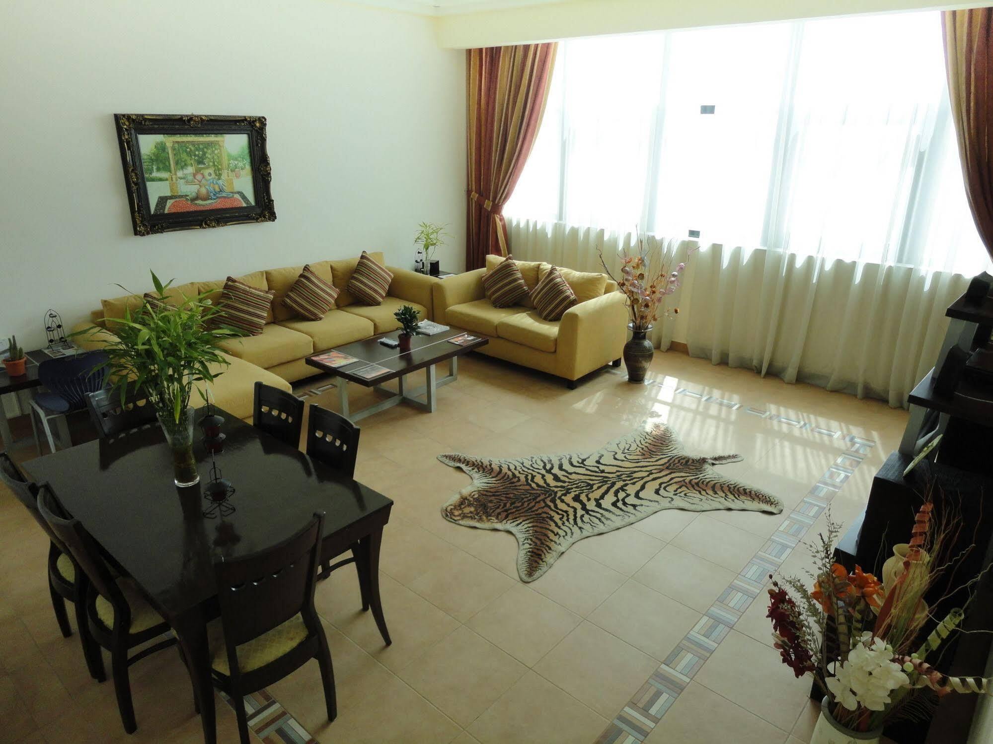 Infinity Tower Suites Wll Манама Экстерьер фото